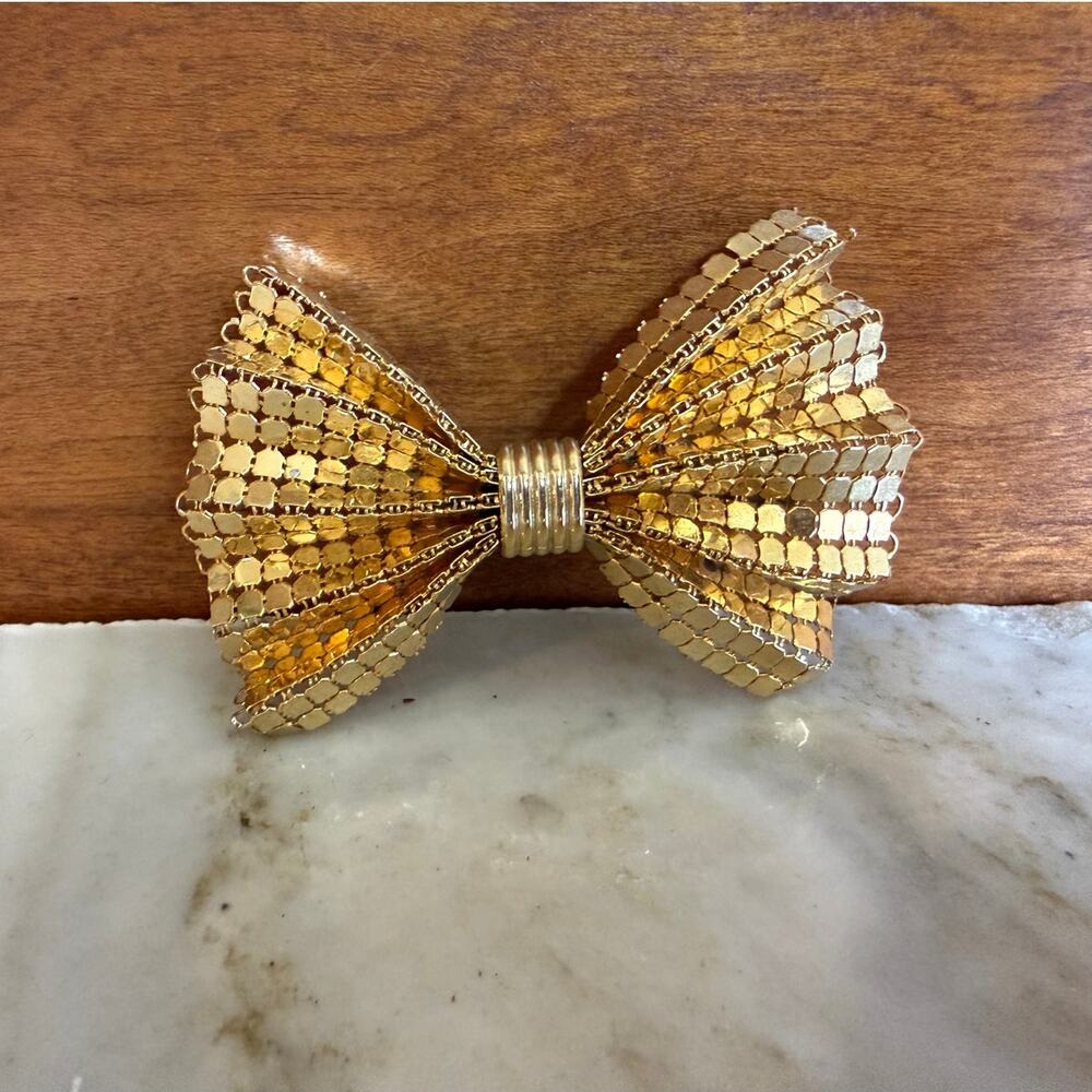 Vintage Lady Ellen Gold Mesh Hair Bow Clip